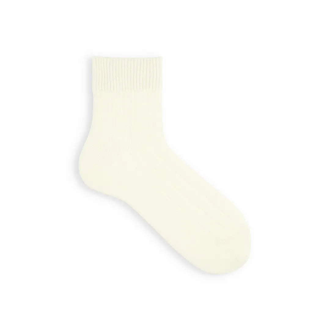 062131153 Wide Ribbed Short Socks M