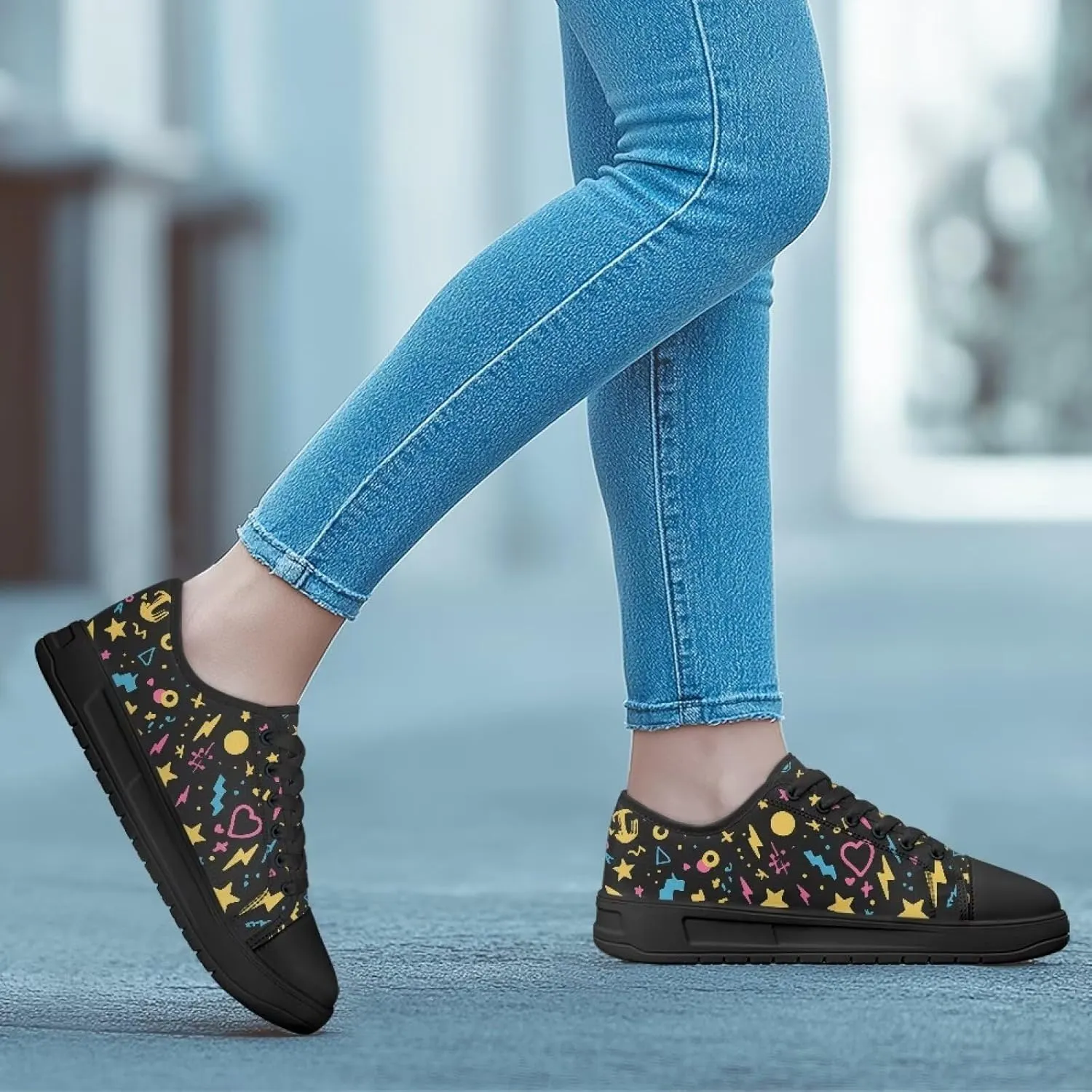 Canvas Shoes for Women Low Top Casual White Black Sneakers Womens Lace Up Fashion Comfortable Walking Shoes
