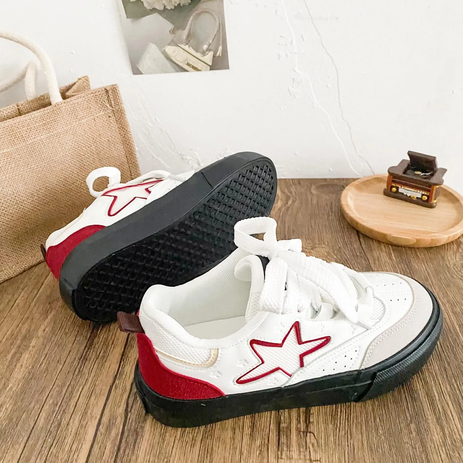 Cute Shoes for Teen Girls Trendy Y2K Summer Stars Chunky Platform Fashion Kawaii Sneakers Gifts for Women Daughter Granddaughter Back to School Rave Streetwear Parties Indoors Outdoors