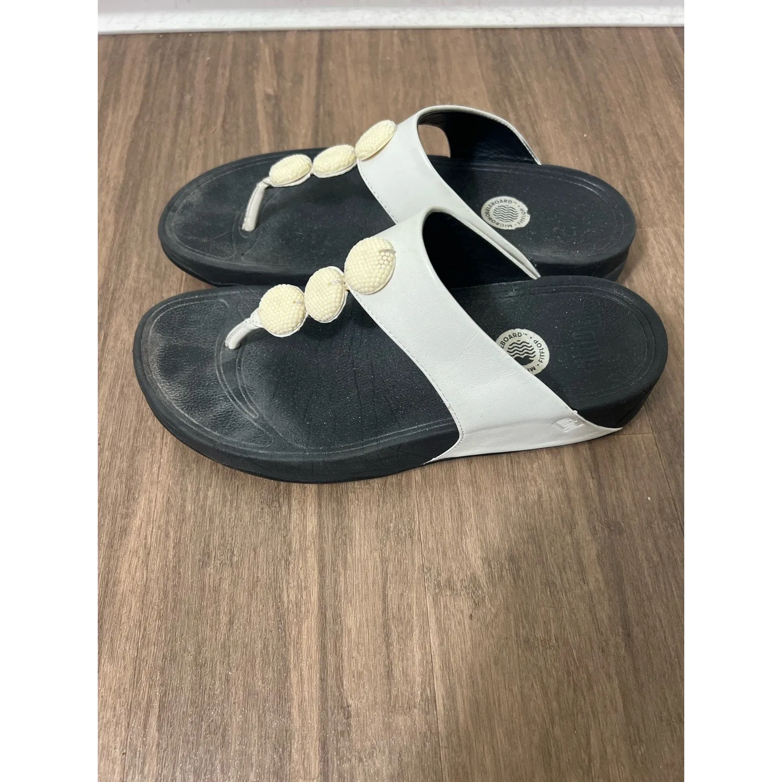FitFlop lifted black sandals size 7