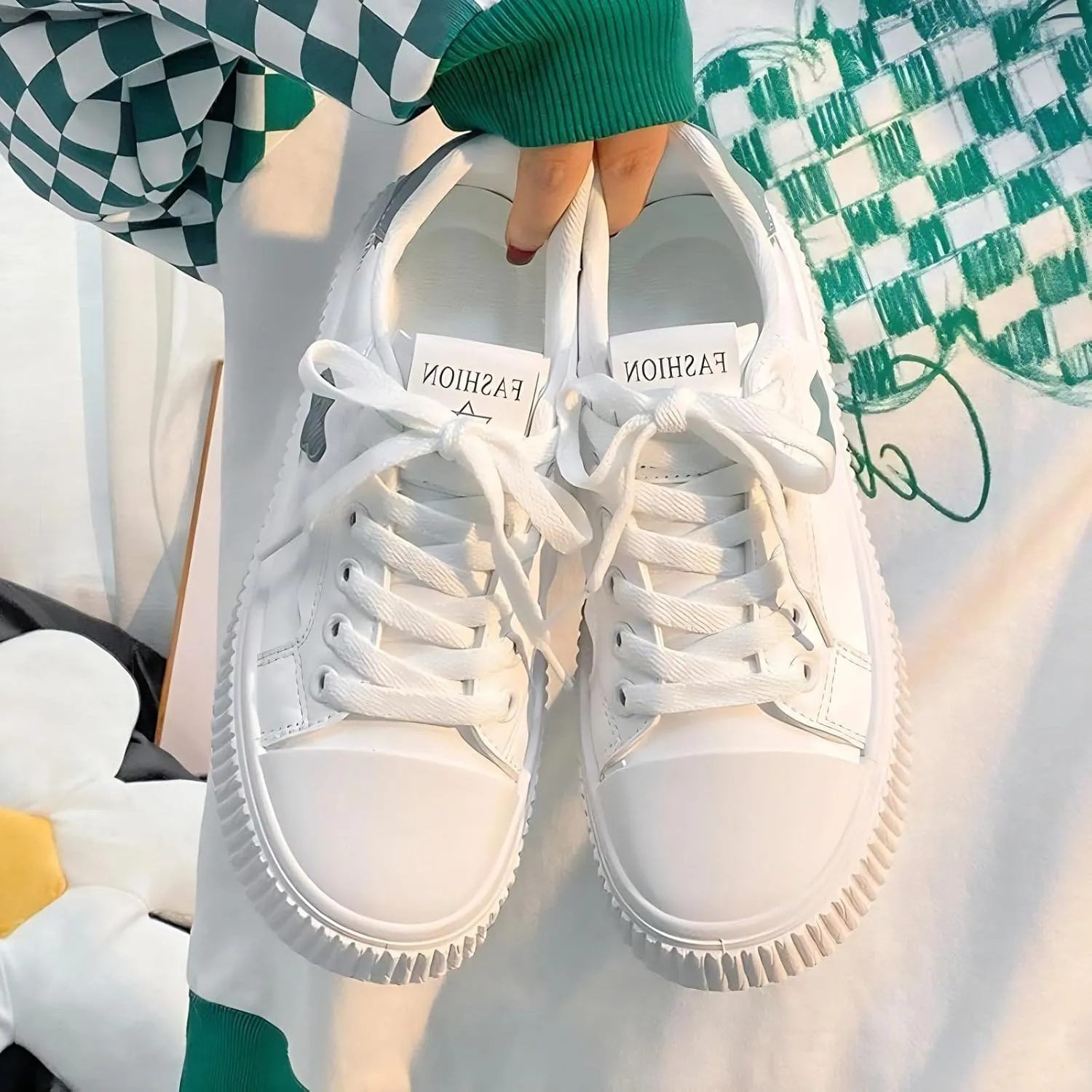 Floral Decor Platform Shoes Fashion Chunky Sneakers for Women Trendy Casual Aesthetic White Shoes Low Top