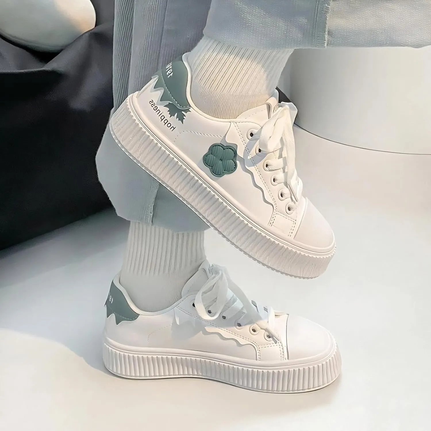 Floral Decor Platform Shoes Fashion Chunky Sneakers for Women Trendy Casual Aesthetic White Shoes Low Top