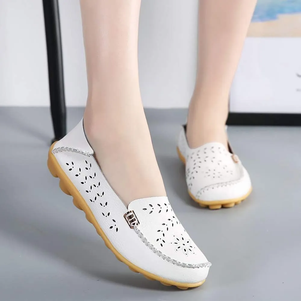 FolHaoth Women's Leather Loafers Slip On Comfortable Walking Flats Casual Round Toe Moccasins Wild Breathable Nurse Driving Fashion Soft Shoes
