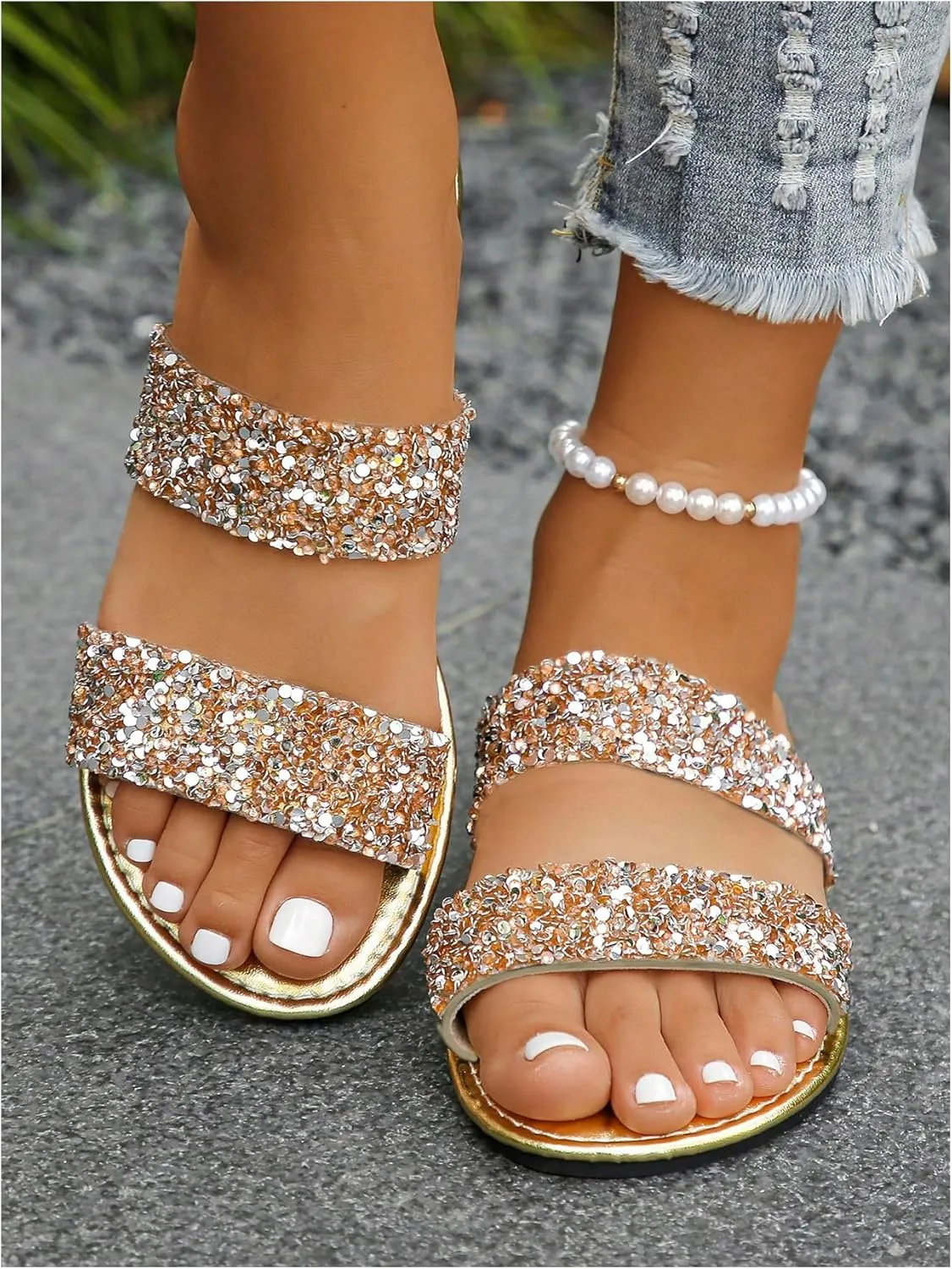 GORGLITTER Women's Gold Sandals Beach Flat Sandals Cute Sparkling Sequins Metallic Open Toe Slide Sandals