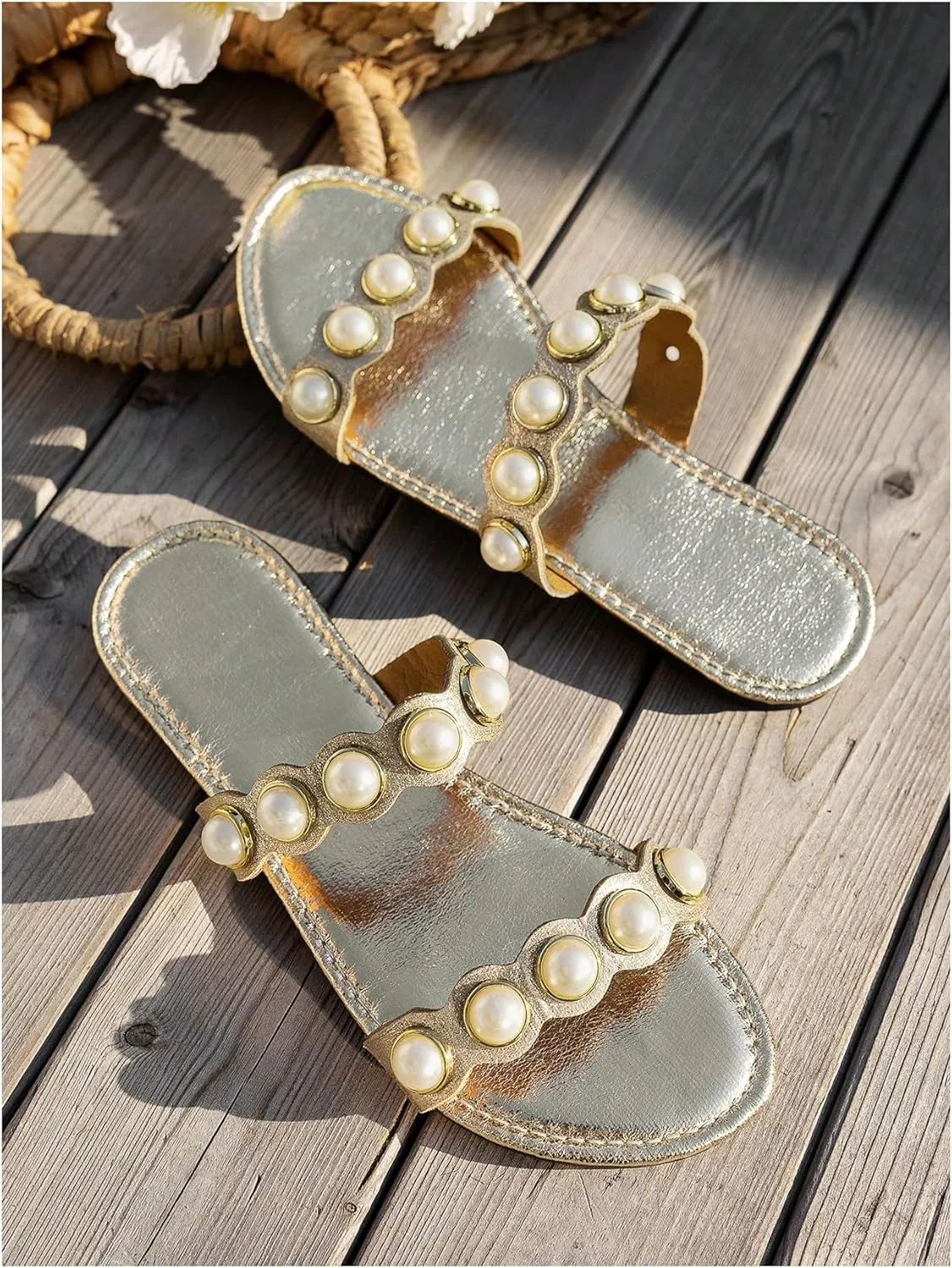 GORGLITTER Women's Pearls Decor Flat Sandals Metallic Dressy Vacation Open Toe Pu Leather Slide Sandals