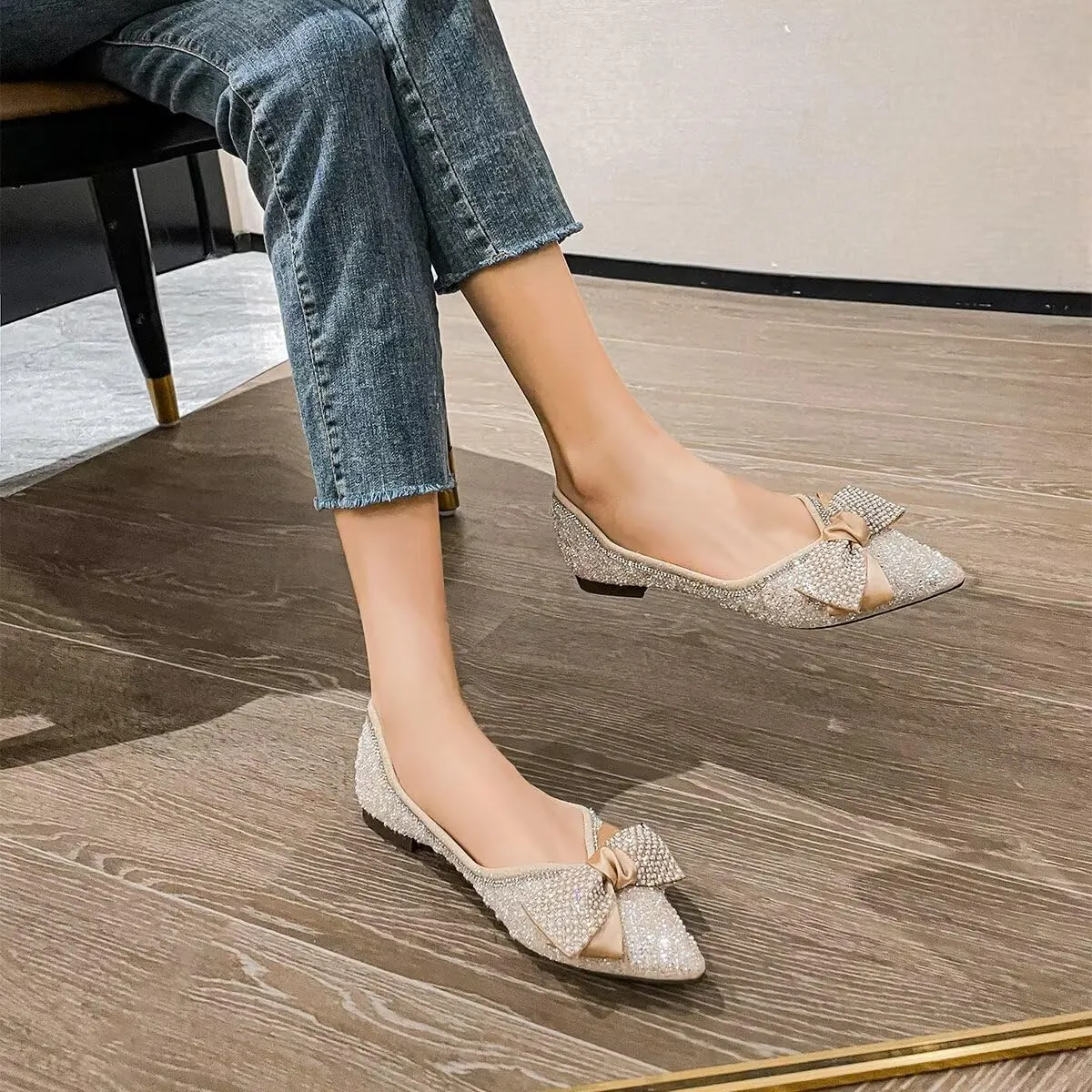 Hee grand Flats for Women Bowknot Mary Jane Shoes Square Toe Ankle Strap Ballet Flats Shiny Patent Leather Dress Shoes Comfortable Work Shoes