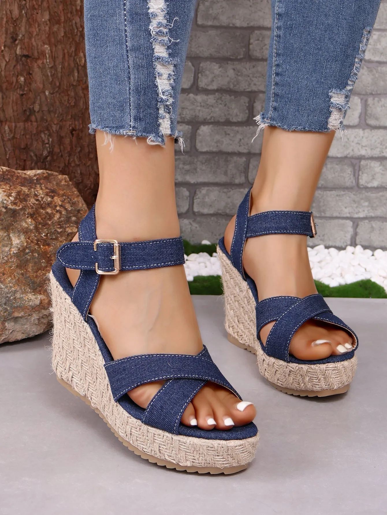 Klassische orthopädische Sandalen