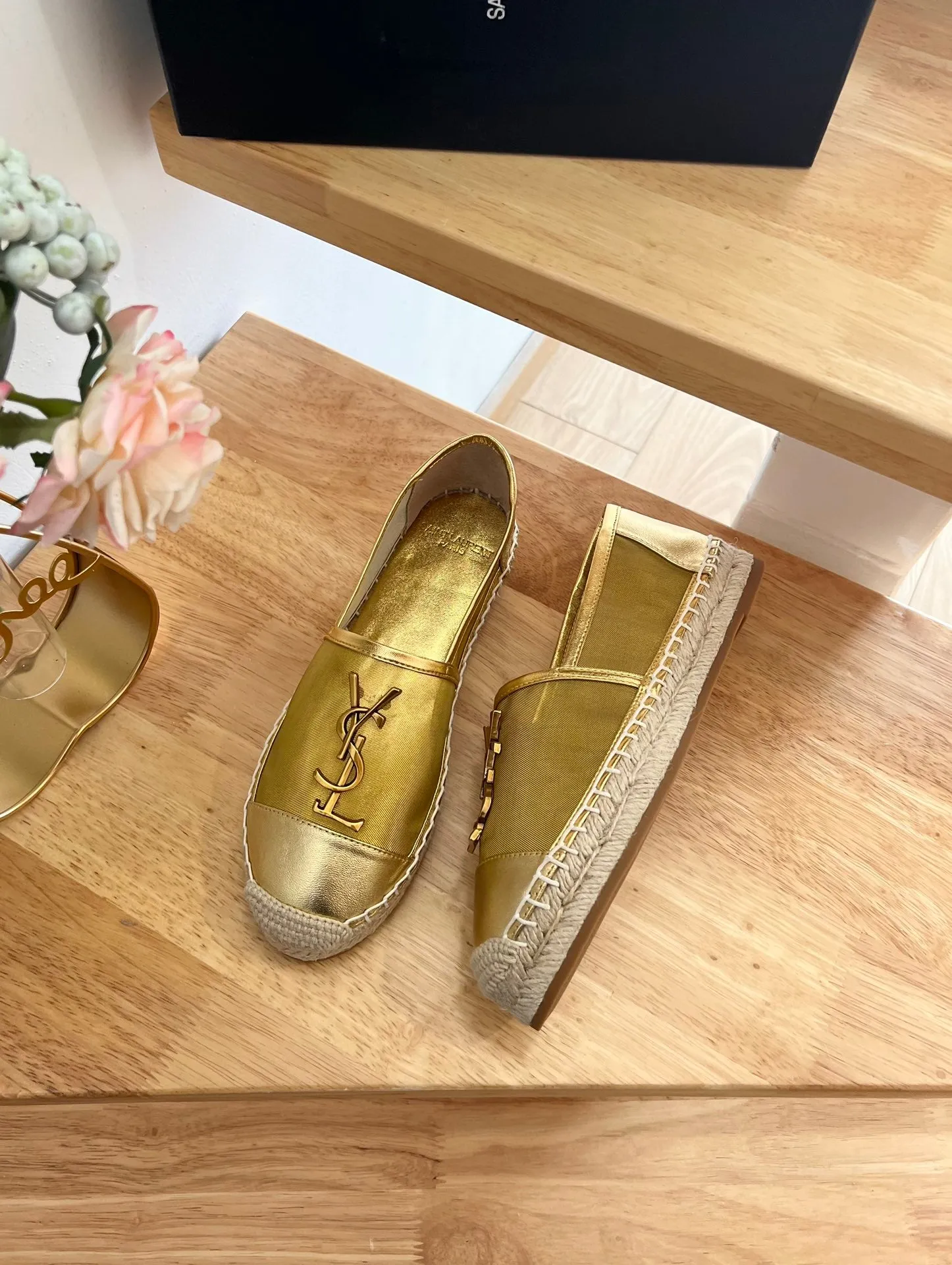 Laurent YVES Saint LOGO SLIP Luxurious AND MESH METALLIC ON Touch-sensitive GOLD SL CALFSKIN