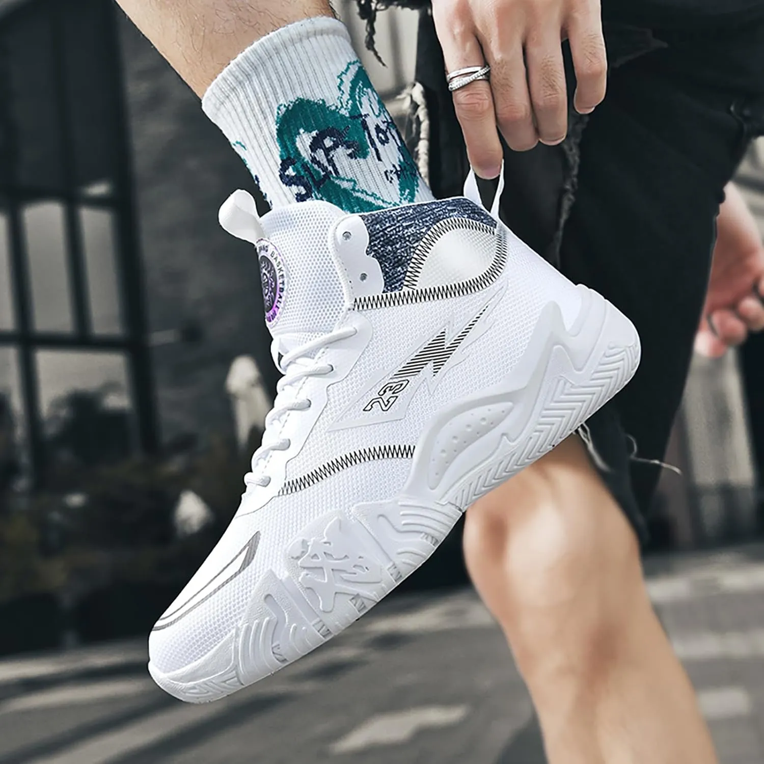 Mens Basketball Shoes Womens High Top Breathable Sneakers Fashion Non Slip Outdoor Sport Shoes Volleyball Shoes