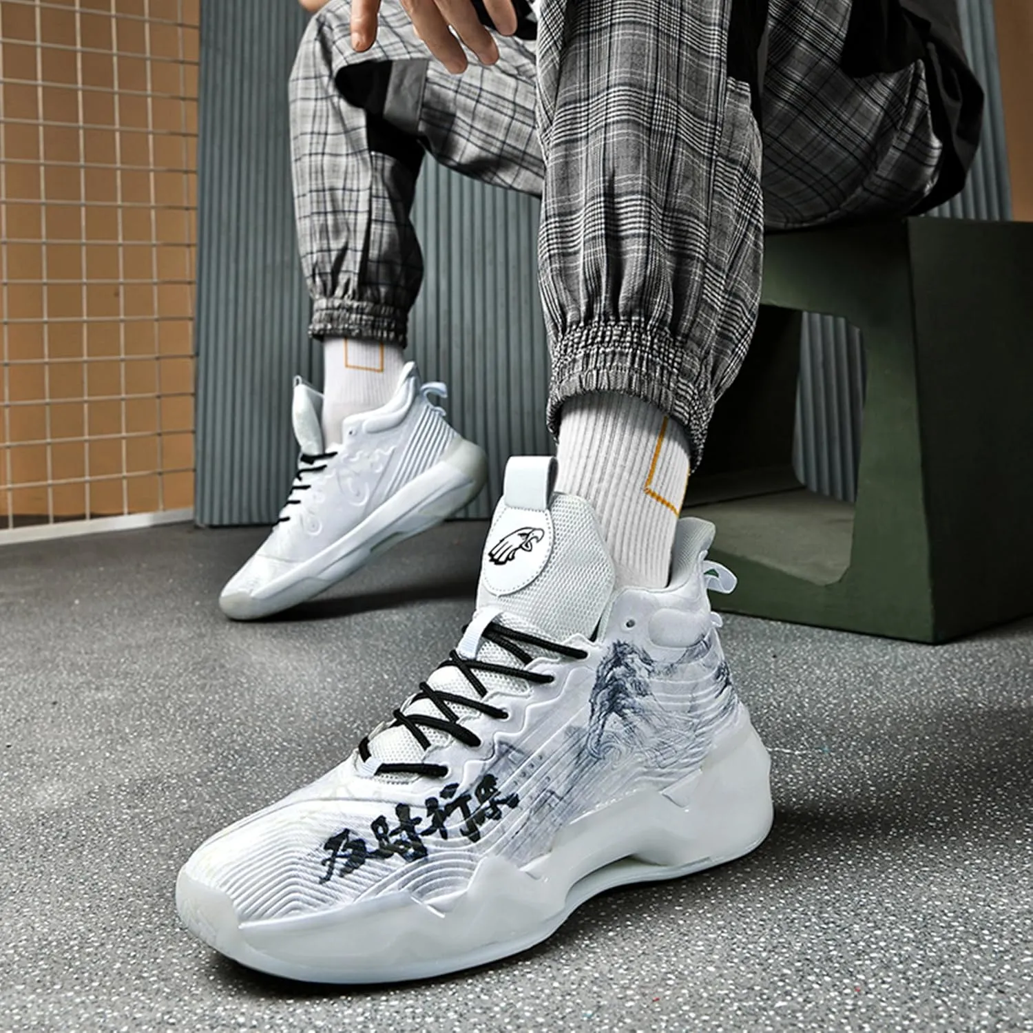 Men's High-Top Basketball Shoes - Slip-Resistant Durability, Street Art Design Athletic Sneakers for Indoor/Outdoor Sports