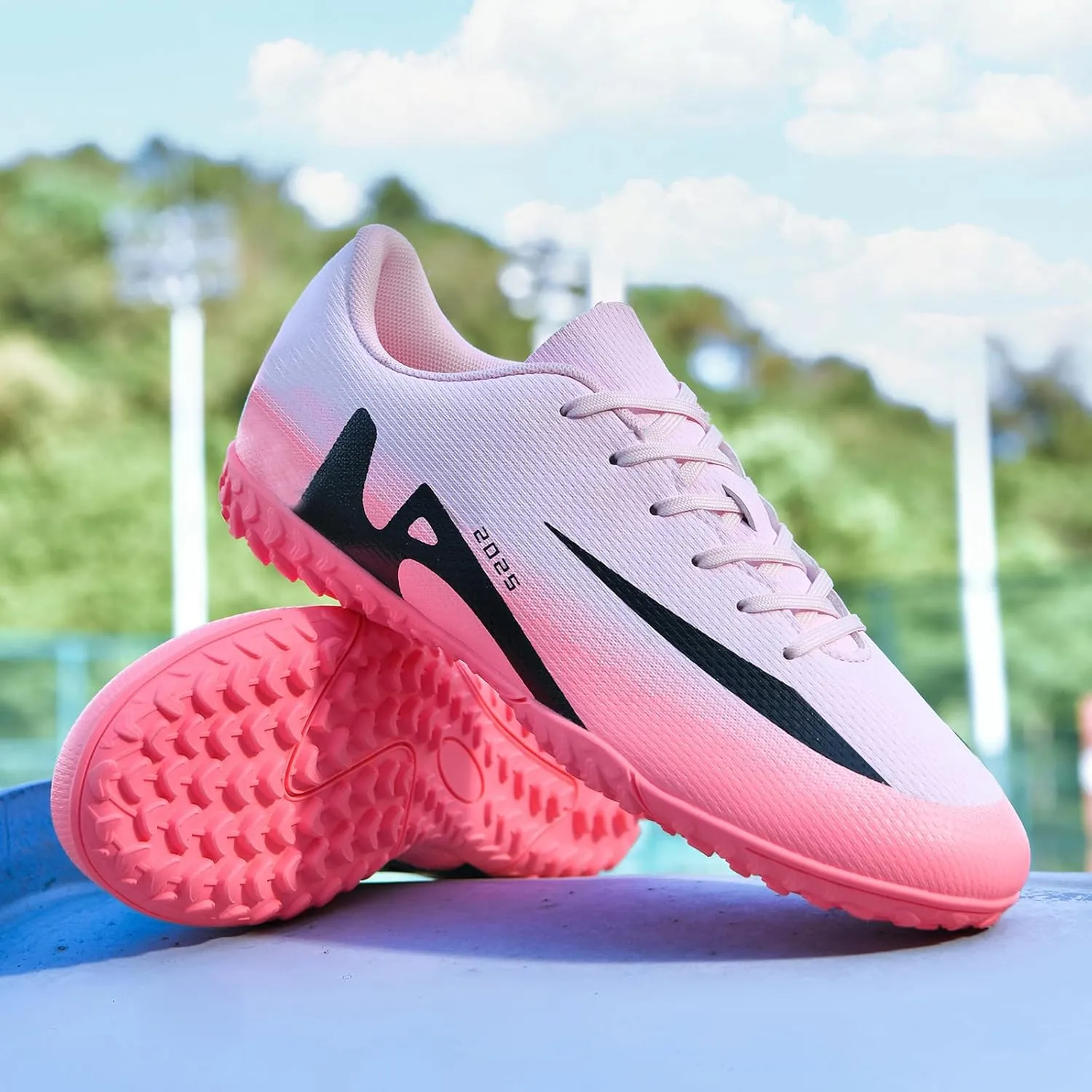Mens Soccer Cleats Womens Indoor Soccer Shoes Wide Baseball Turf Shoes Adult Youth Rugby Shoes Big Boys Small Spikes AG TF Football Boots
