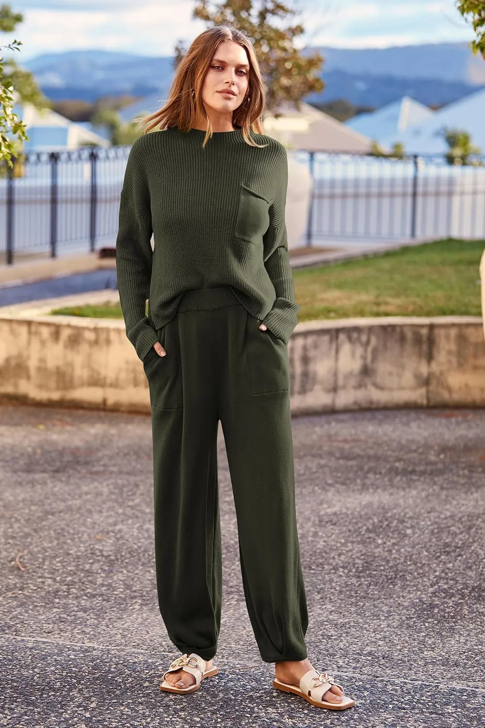 PRETTYGARDEN Women's Winter 2 Piece Sweater Set Casual Pullover Top High Waisted Sweatpants Tracksuit Lounge Outfits