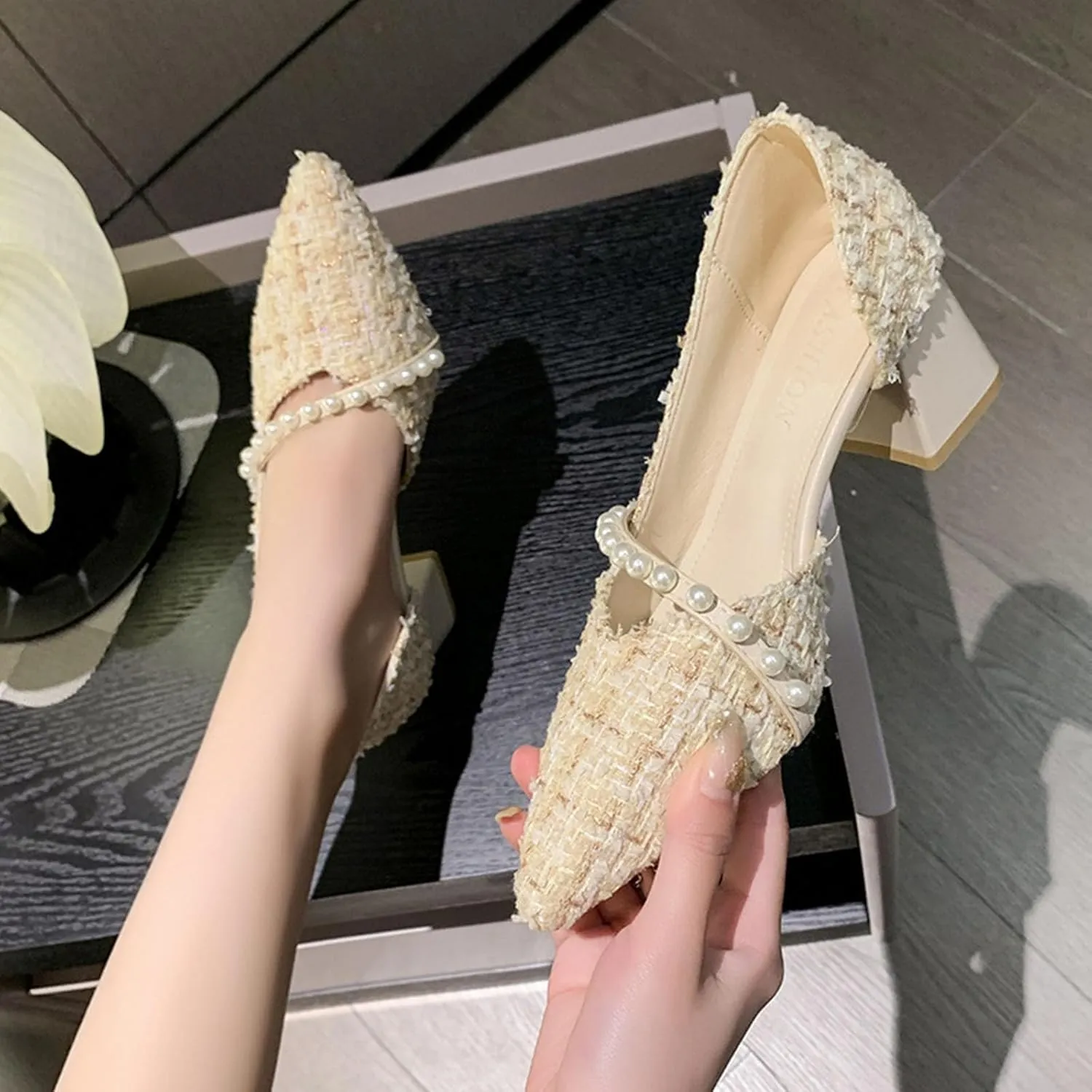 Spring and Autumn Style Low Heel Pearl French Women's Shoes Pointed Toe Shallow Side Hollow Elegant High Heels