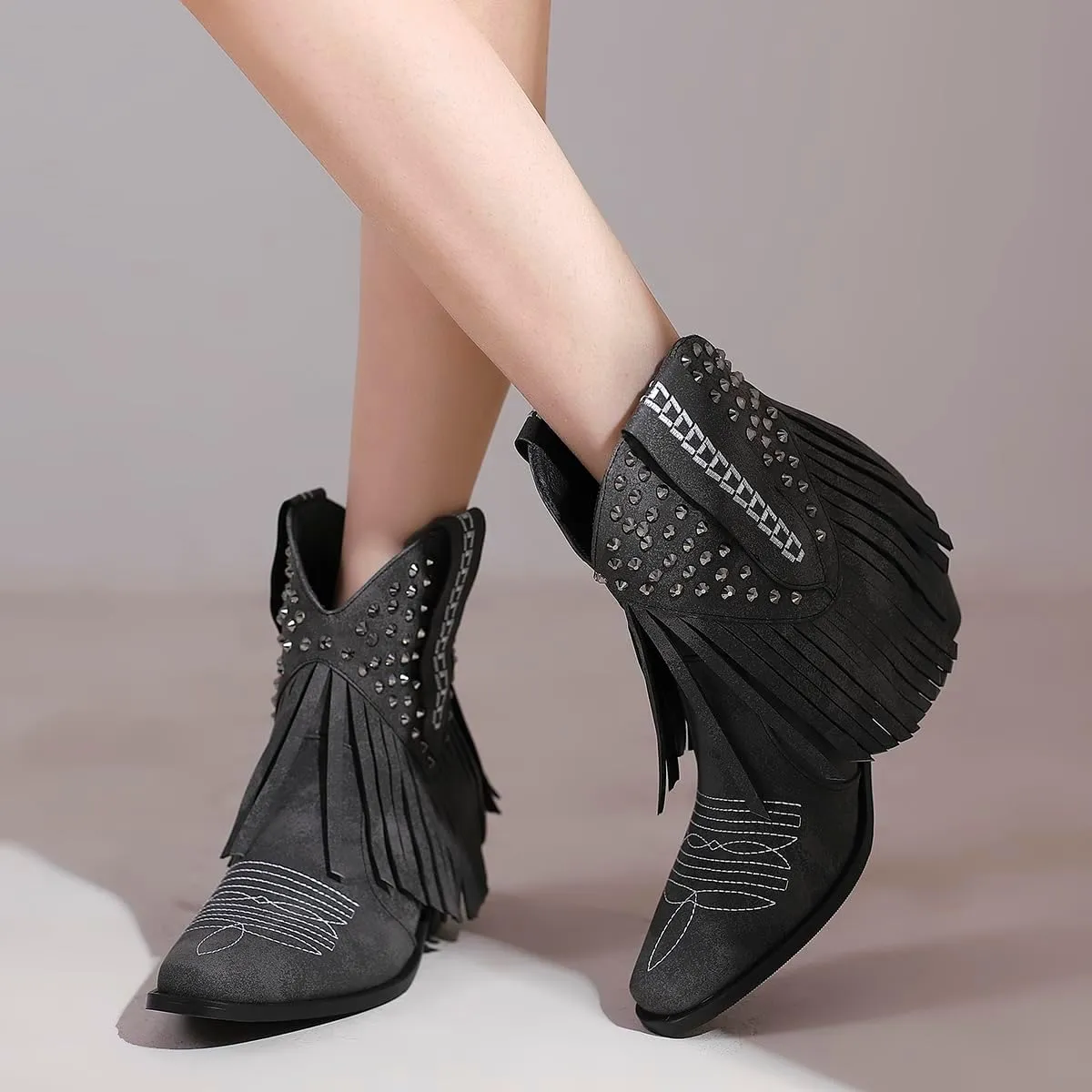 Tassel Ankle Cowboy Boots Woman Embroider Fringe Western Boots Round Toe Chunky Heel Pull On Cowgirl Boots