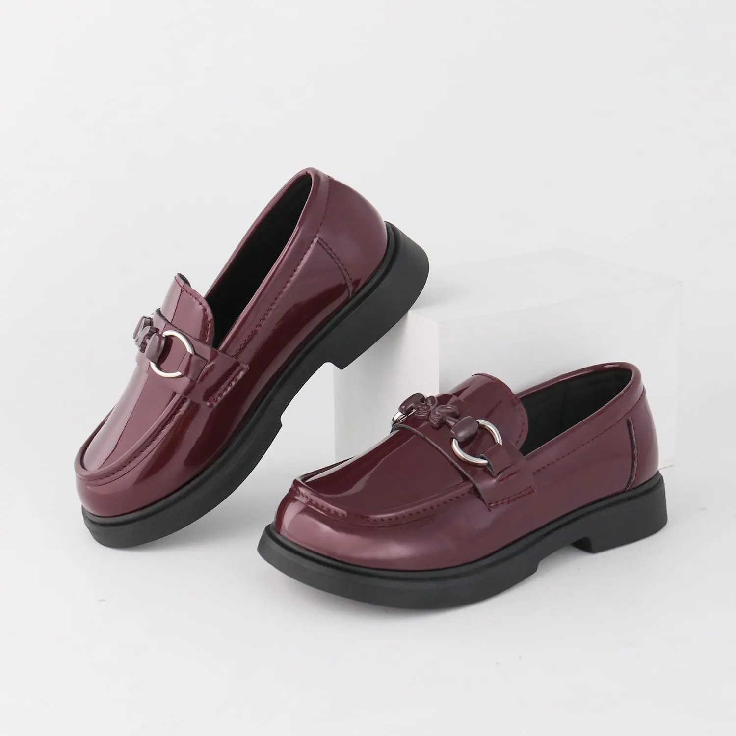 Tobfis Girls Slip-On Round Toe Oxford Butterfly Metal Chain Patent Leather Penny Loafers Flats Church School Uniform Kids Moccasins Dress Shoes (Toddler/Little Kid/Big Kid)