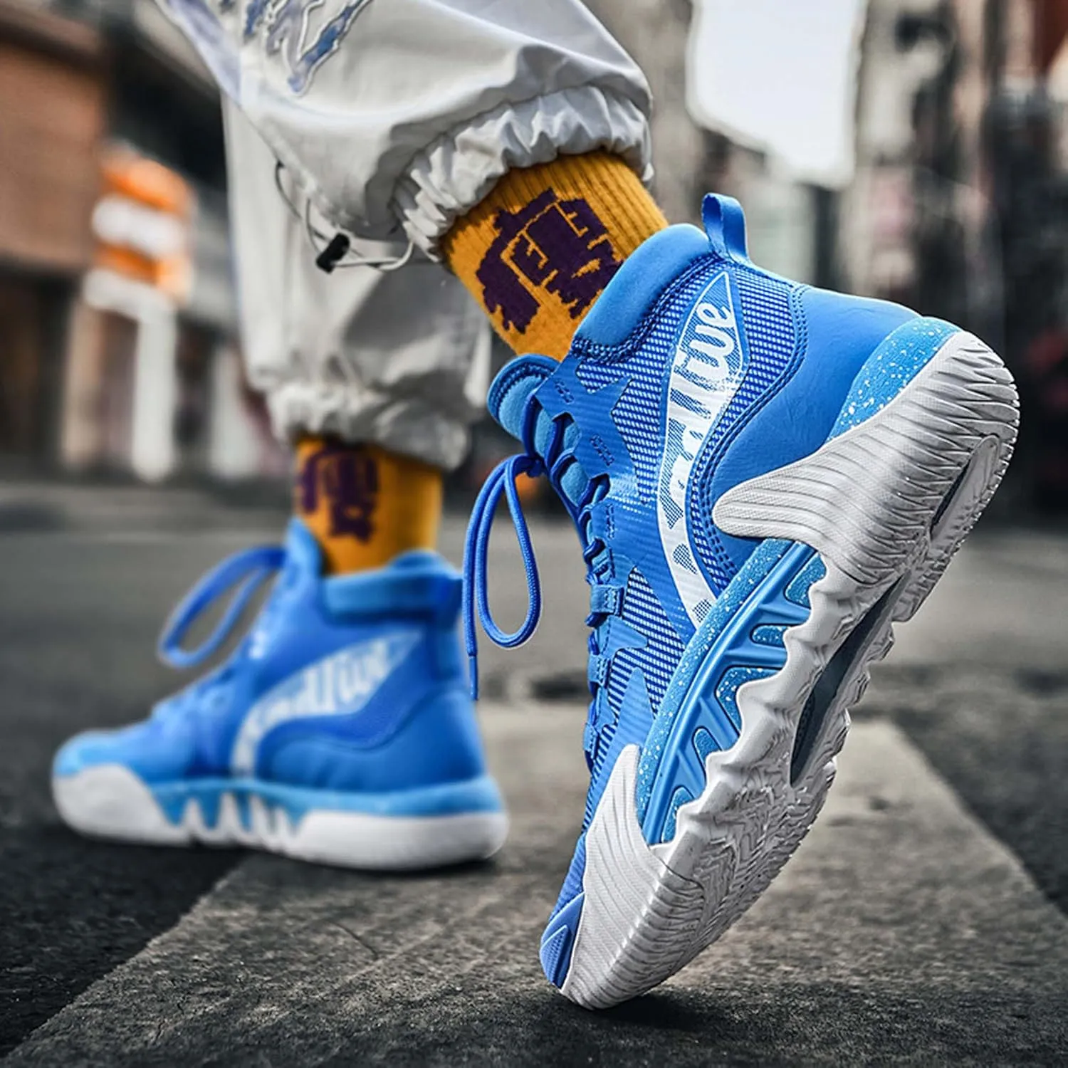 Usoway Men's Basketball Shoes Fashion Sneakers Breathable Non-Slip Walking Outdoor Training Sports Running Shoes Cushioned Fitness Tennis Shoes