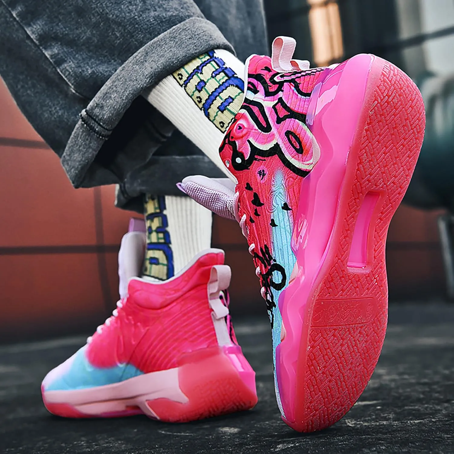 Women Men Basketball Shoes Youth Fashion High Top Running Shoes Volleyball Sneakers Colorful Painting Sport Shoes Comfortable Non-Slip Footwear
