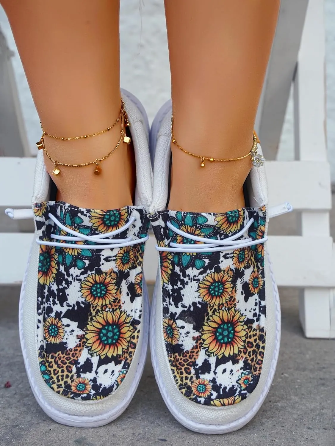 Women's Floral Print Canvas Loafer Shoes Elastic Laces Sunflower Pattern Flats Ethnic Lace-up Slip-on Sneakers Lightweight Boat Shoes with Arch Support Comfortable Walking Casual Shoes