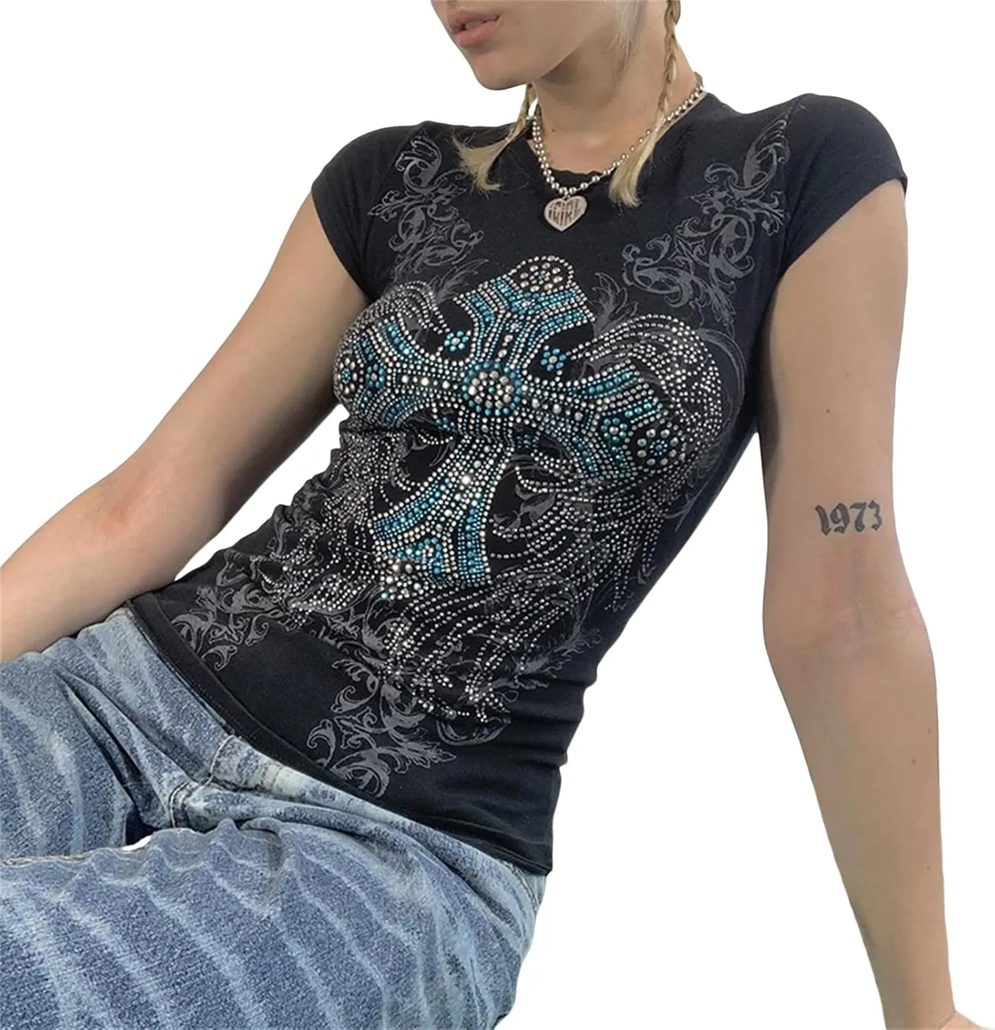 Women's Short Sleeve Crop Tops Crew Neck Skull Star Print Gothic T Shirts Aesthetic Grunge Going Out Y2k Blouses Top