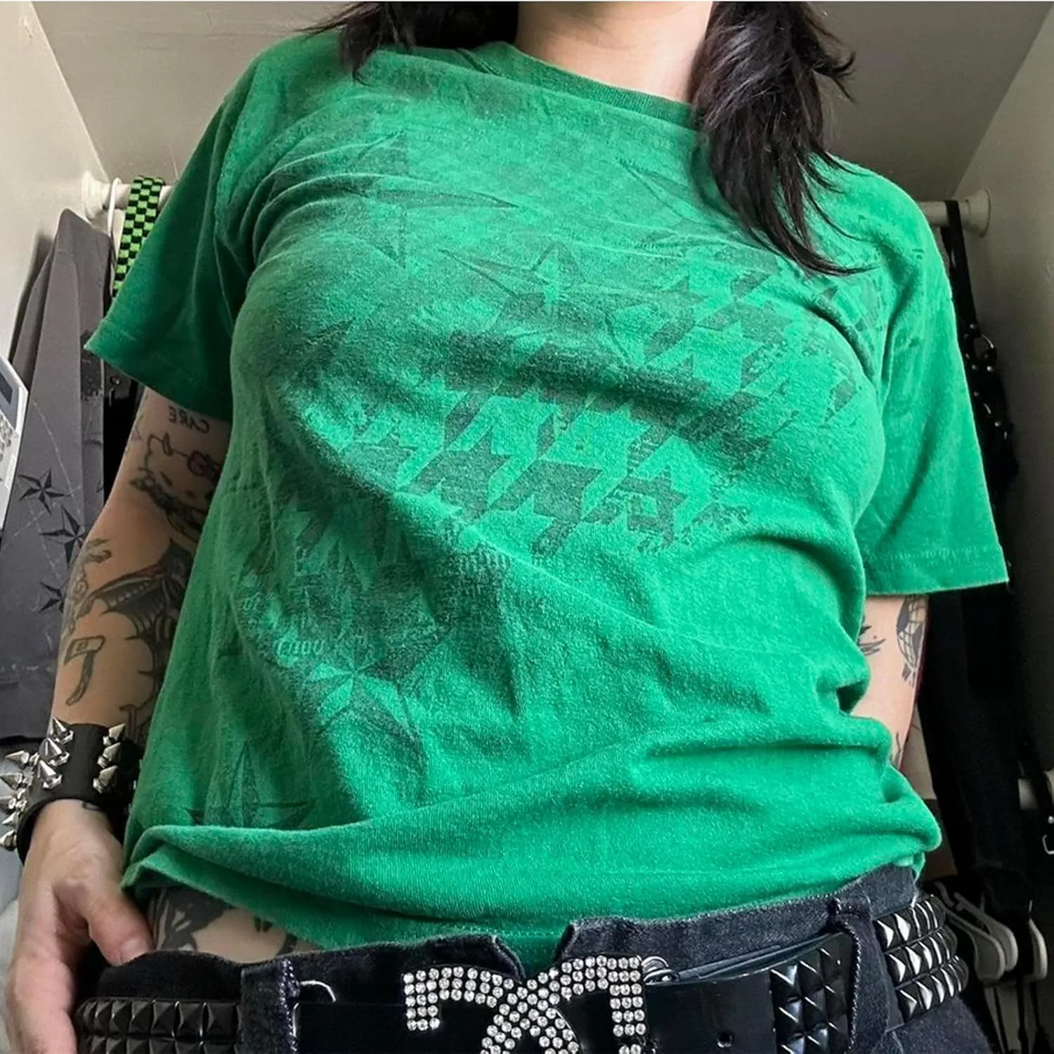 Women's Short Sleeve Crop Tops Crew Neck Skull Star Print Gothic T Shirts Aesthetic Grunge Going Out Y2k Blouses Top