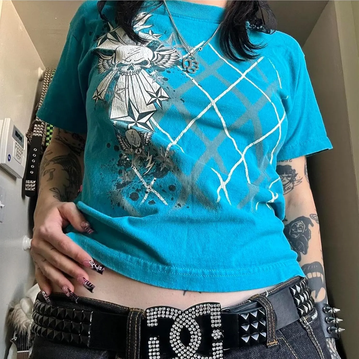 Women's Short Sleeve Crop Tops Crew Neck Skull Star Print Gothic T Shirts Aesthetic Grunge Going Out Y2k Blouses Top
