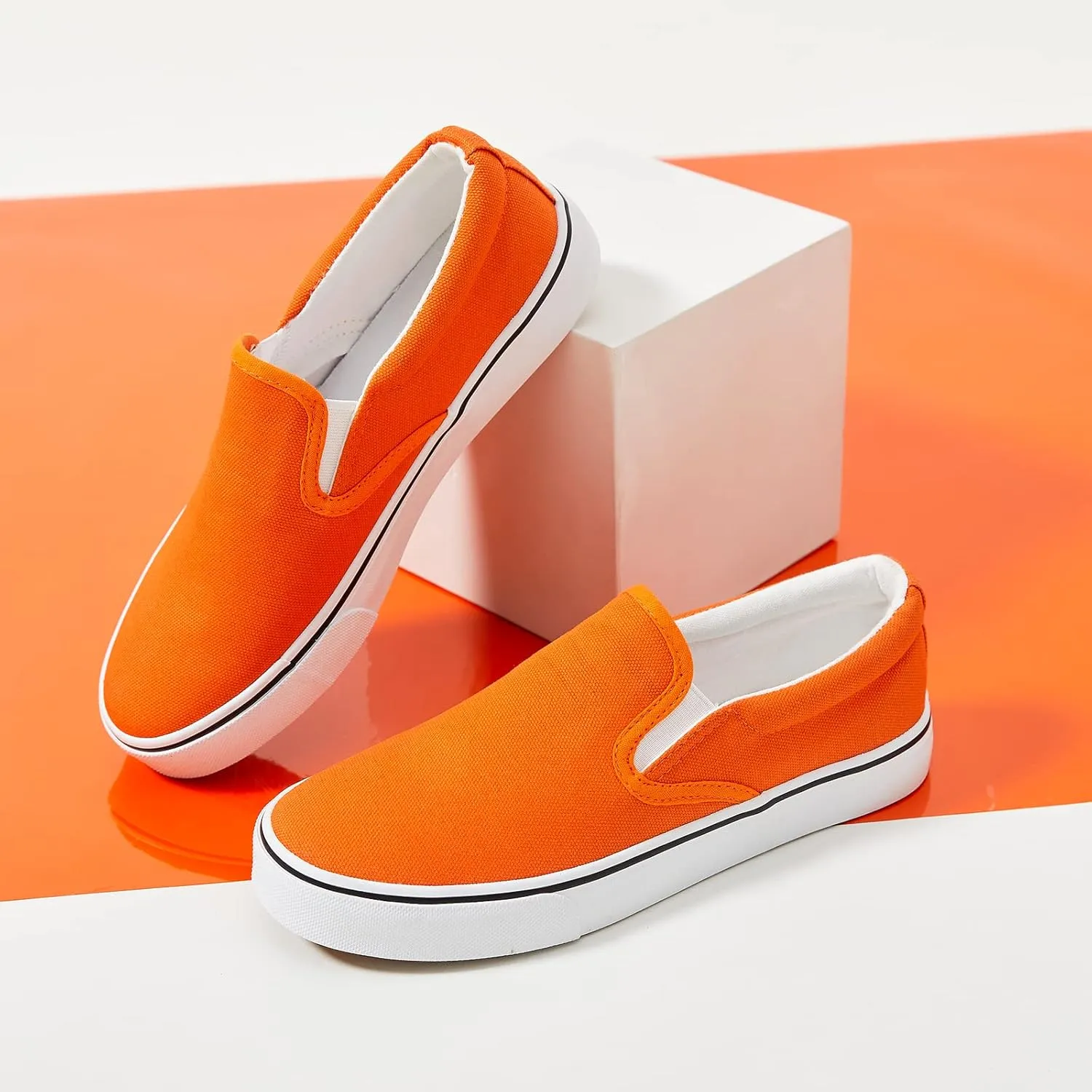 Women's Slip on Shoes Canvas Sneakers Loafers Non Slip Shoes Low Top Casual Shoes