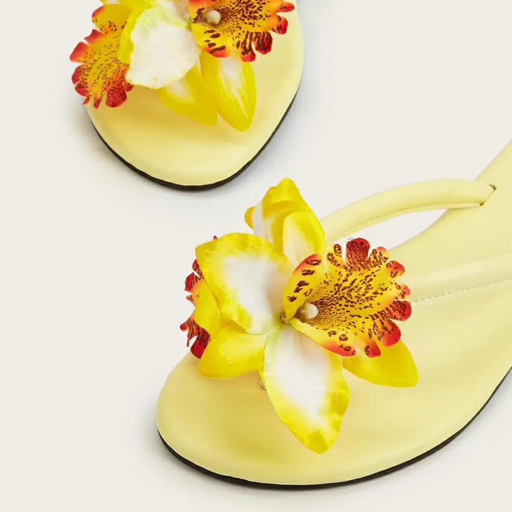 YIYA Women's 3D Flower Thong Flats Sandals Open Round Toe Slip On Slides Summer Casual Beach Floral Slippers